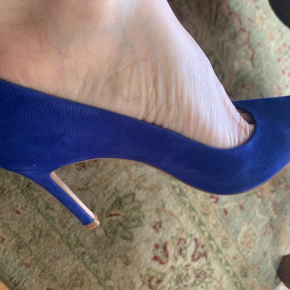 shoes - Picture 2 of 2